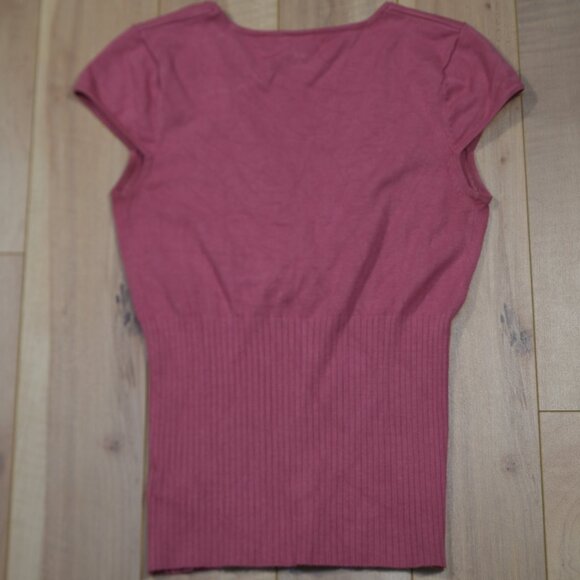 Suzy Shier Pink V-Neck Ribbed Waist Top - Size M - Picture 2 of 3